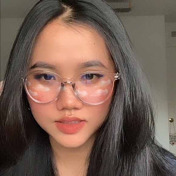 Meet your Posher, Sreyna - Picture 1 of 1